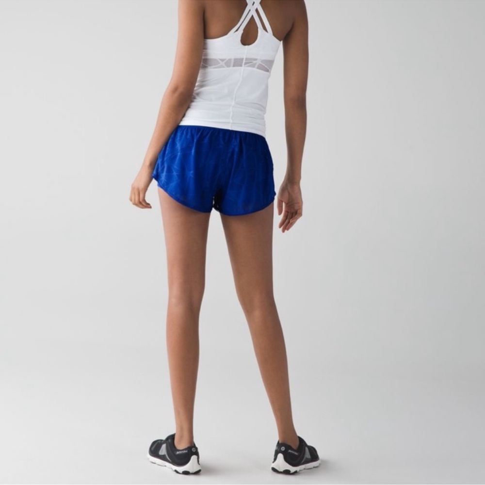 Lululemon shorts - Picture 10 of 12